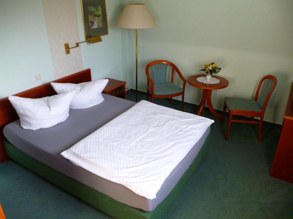 Hotel Brandenburg Кёнигс-Вустерхаузен Номер фото