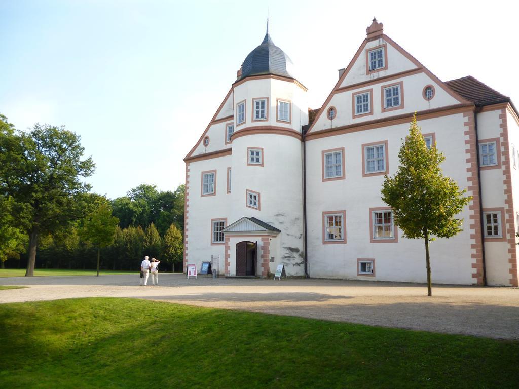 Hotel Brandenburg Кёнигс-Вустерхаузен Экстерьер фото